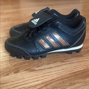 Adidas Soccer Cleats US 5 Black Red